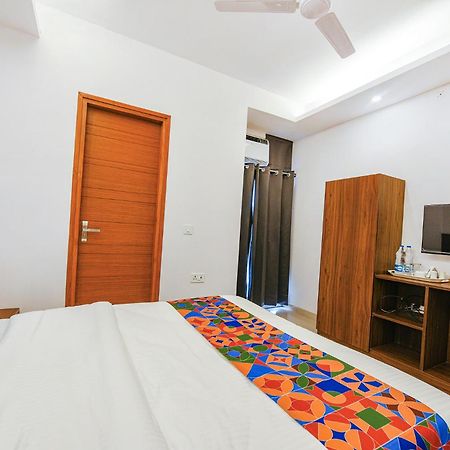 Fabhotel Sparkling - Nr Yashobhoomi Convention Centre Delhi  Esterno foto