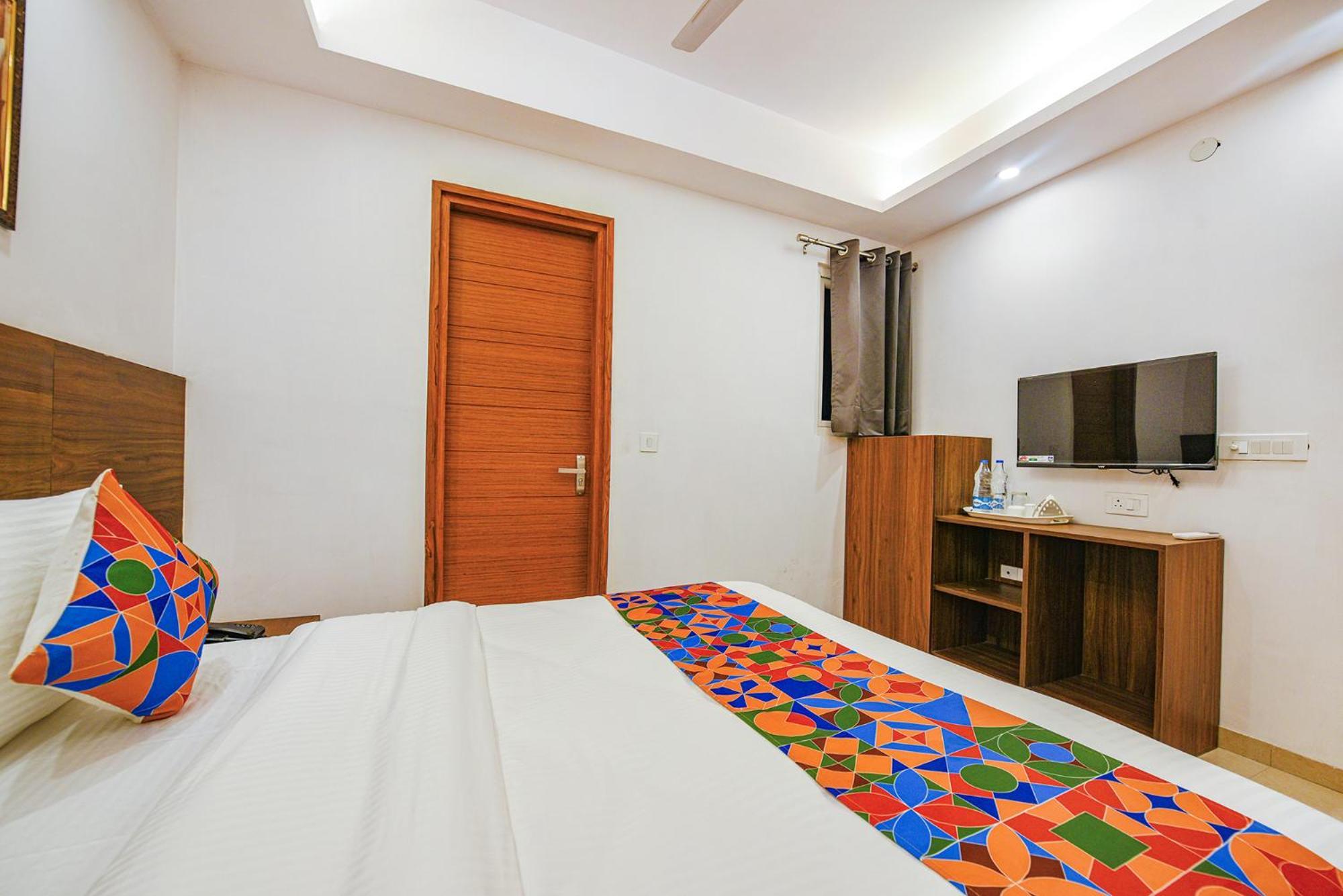 Fabhotel Sparkling - Nr Yashobhoomi Convention Centre Delhi  Esterno foto