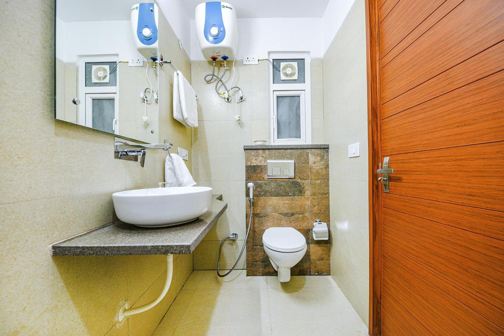 Fabhotel Sparkling - Nr Yashobhoomi Convention Centre Delhi  Esterno foto